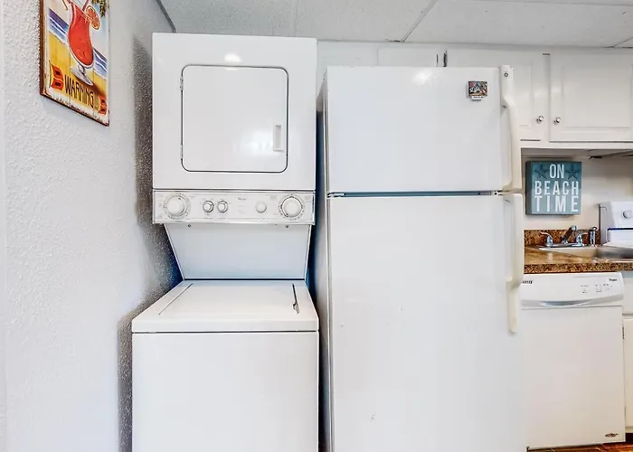 Apartment Sea